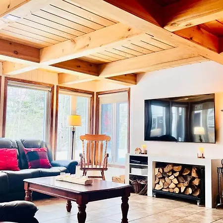 Chalet Familial Et Spa A Proximite Du Mont Orford Exterior photo