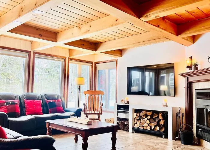Chalet Familial Et Spa A Proximite Du Mont Orford